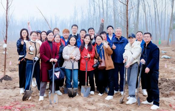 扶殘助困顯擔當 植樹添綠護家園——中節(jié)能國禎植樹護綠在行